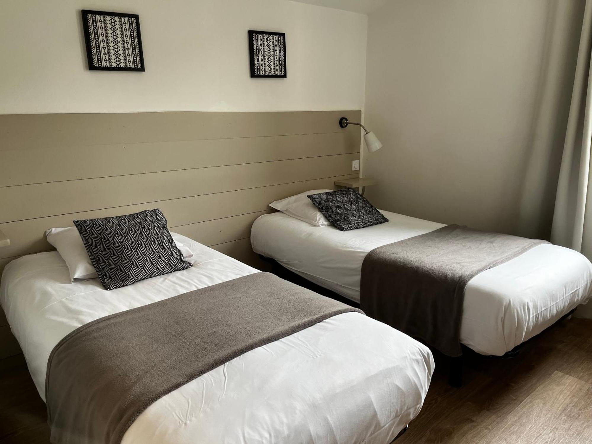 Hotel Cote Et Lac 比斯卡罗斯 外观 照片