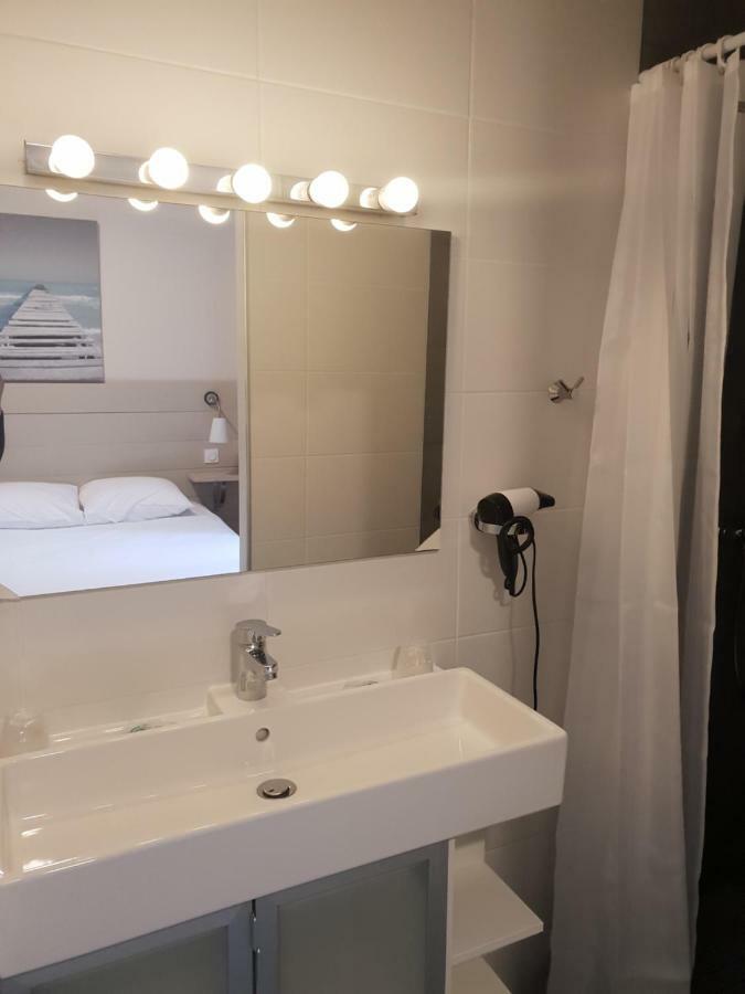 Hotel Cote Et Lac 比斯卡罗斯 外观 照片